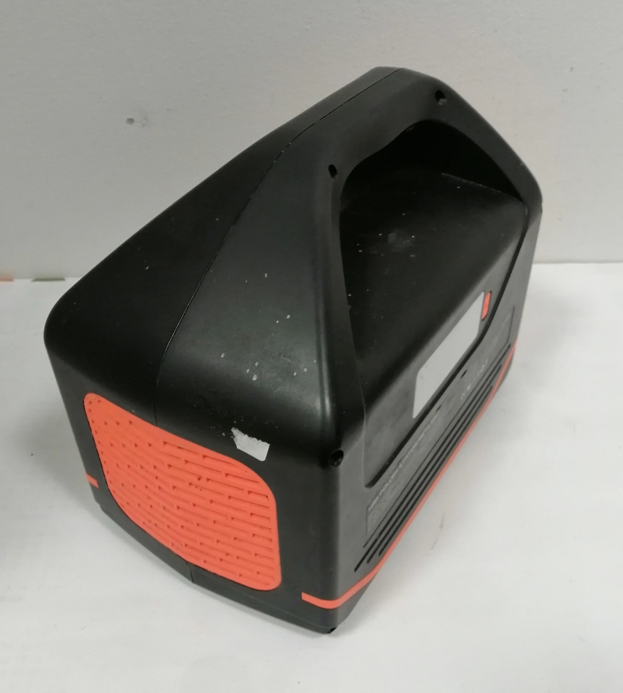 stacja-zasilania-powerbank-xrg-beta-550-w-kod-producenta-pw-b550