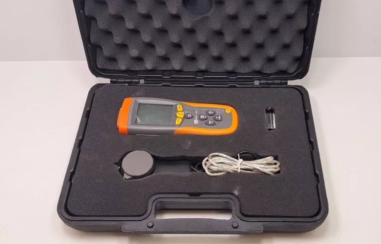 LUKSOMIERZ SONEL LXP-1