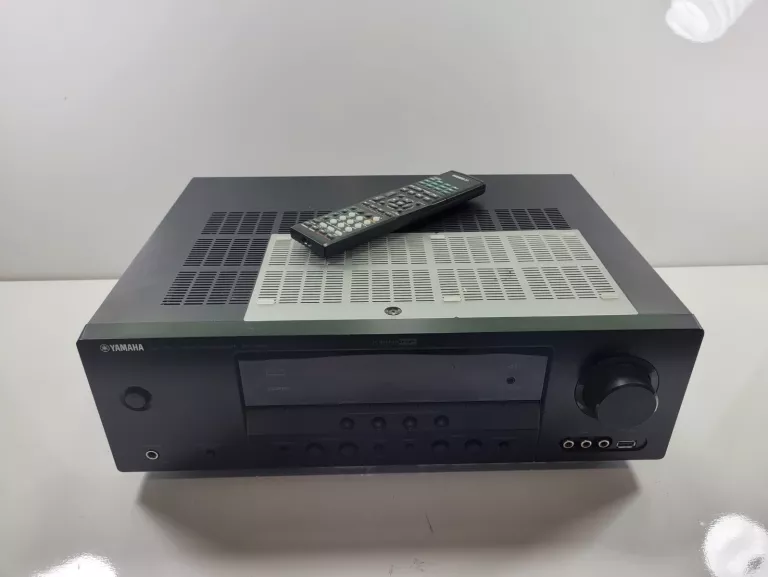 YAMAHA RX-V463 - AMPLITUNER 5.1 + PILOT