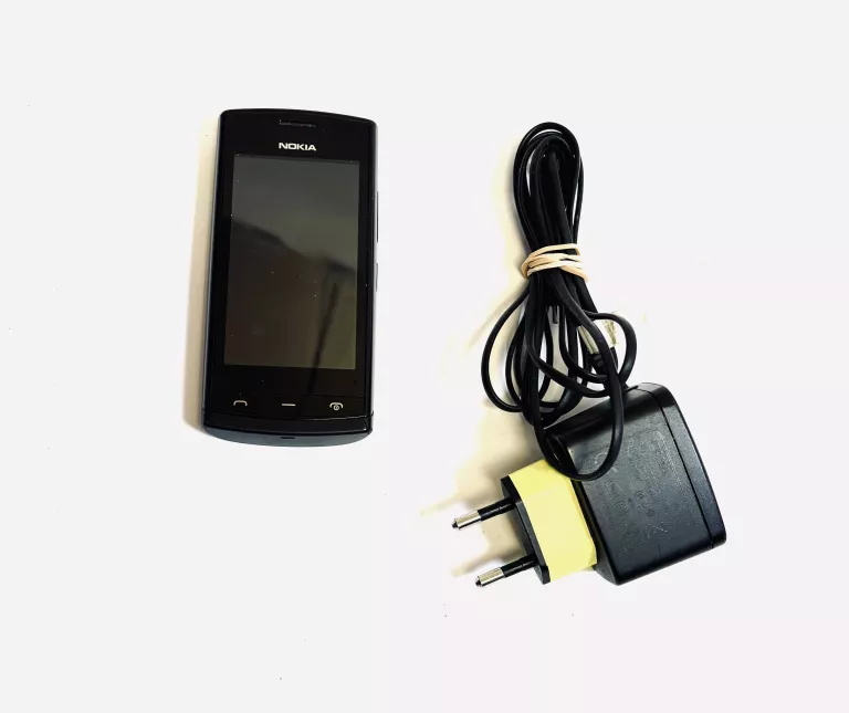 TELEFON NOKIA 500 + ŁADOWARKA