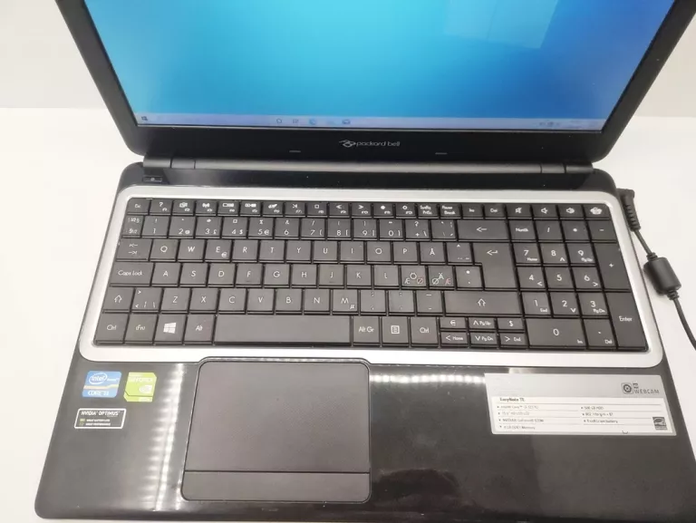 LAPTOP PACKARD BELL Z5WT1 EASYNOTE TE69BM 15,6 " I3-3217U 8GB/500GB