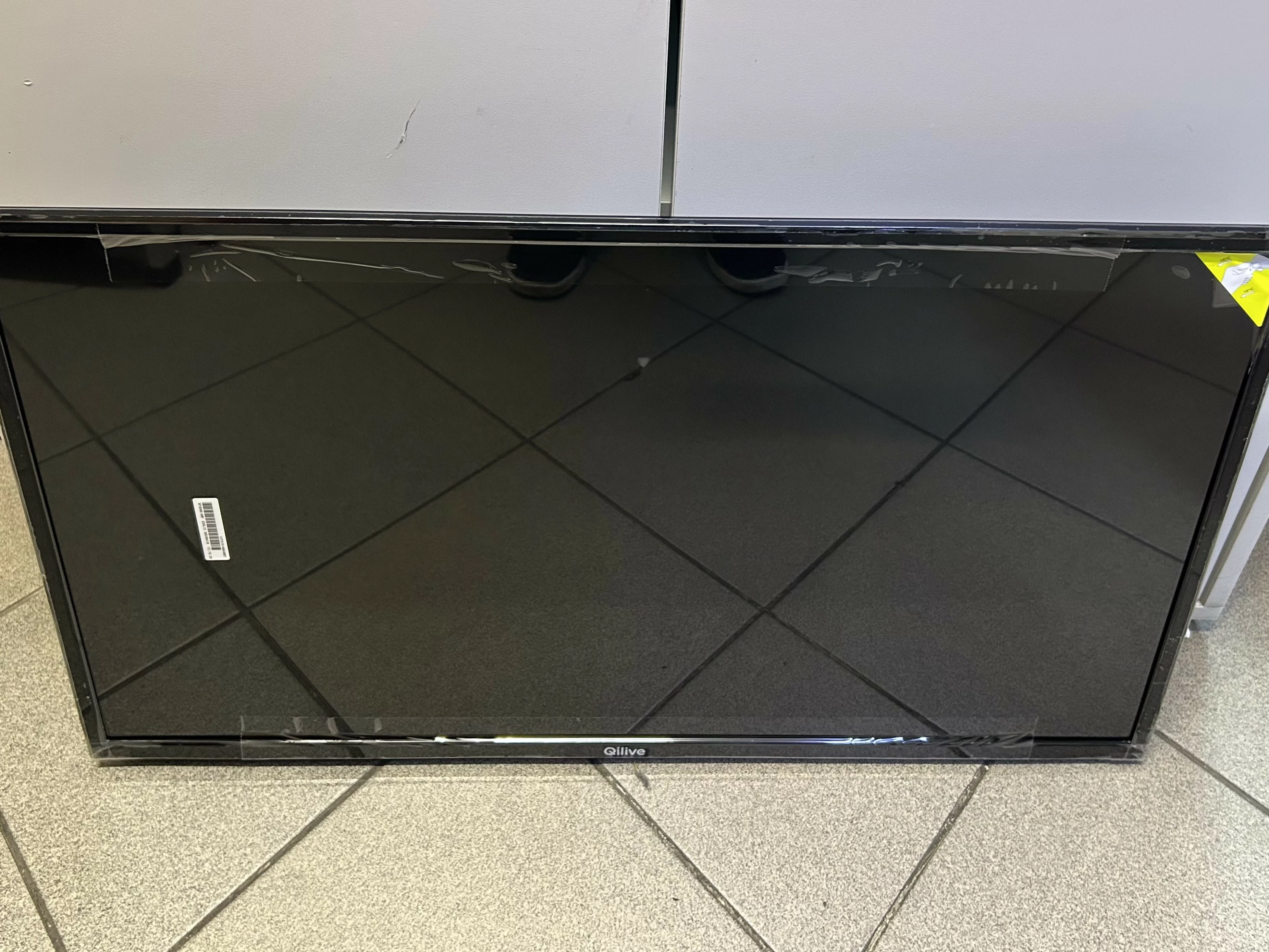 nowy-telewizor-smart-tv-qilive-q32hs231-32-wifi-hd-tv-stan-igla-kod-producenta-q32hs221