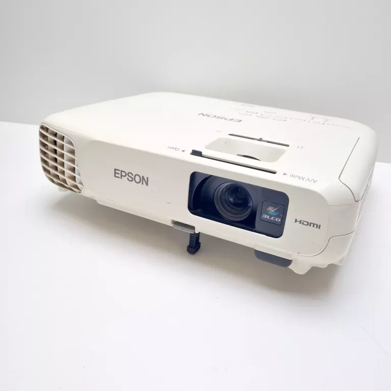 PROJEKTOR EPSON EB-S18 1800H PRACY - OPIS!