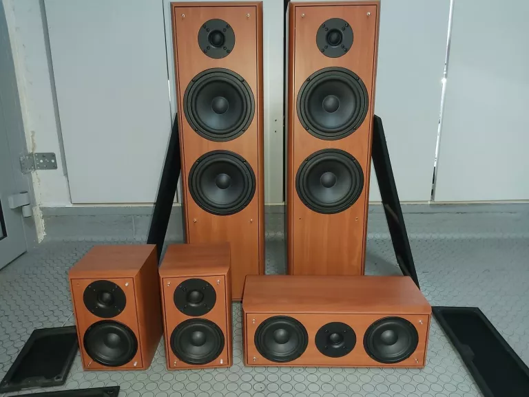 KOLUMNY DISCOVERY FRONT 10190 ZESTAW 5.0
