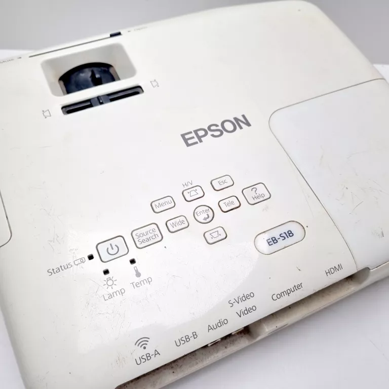 PROJEKTOR EPSON EB-S18 1800H PRACY - OPIS!