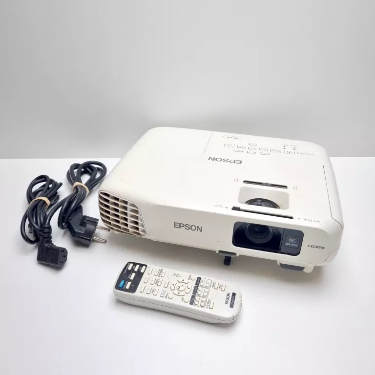 PROJEKTOR EPSON EB-S18 1800H PRACY - OPIS!