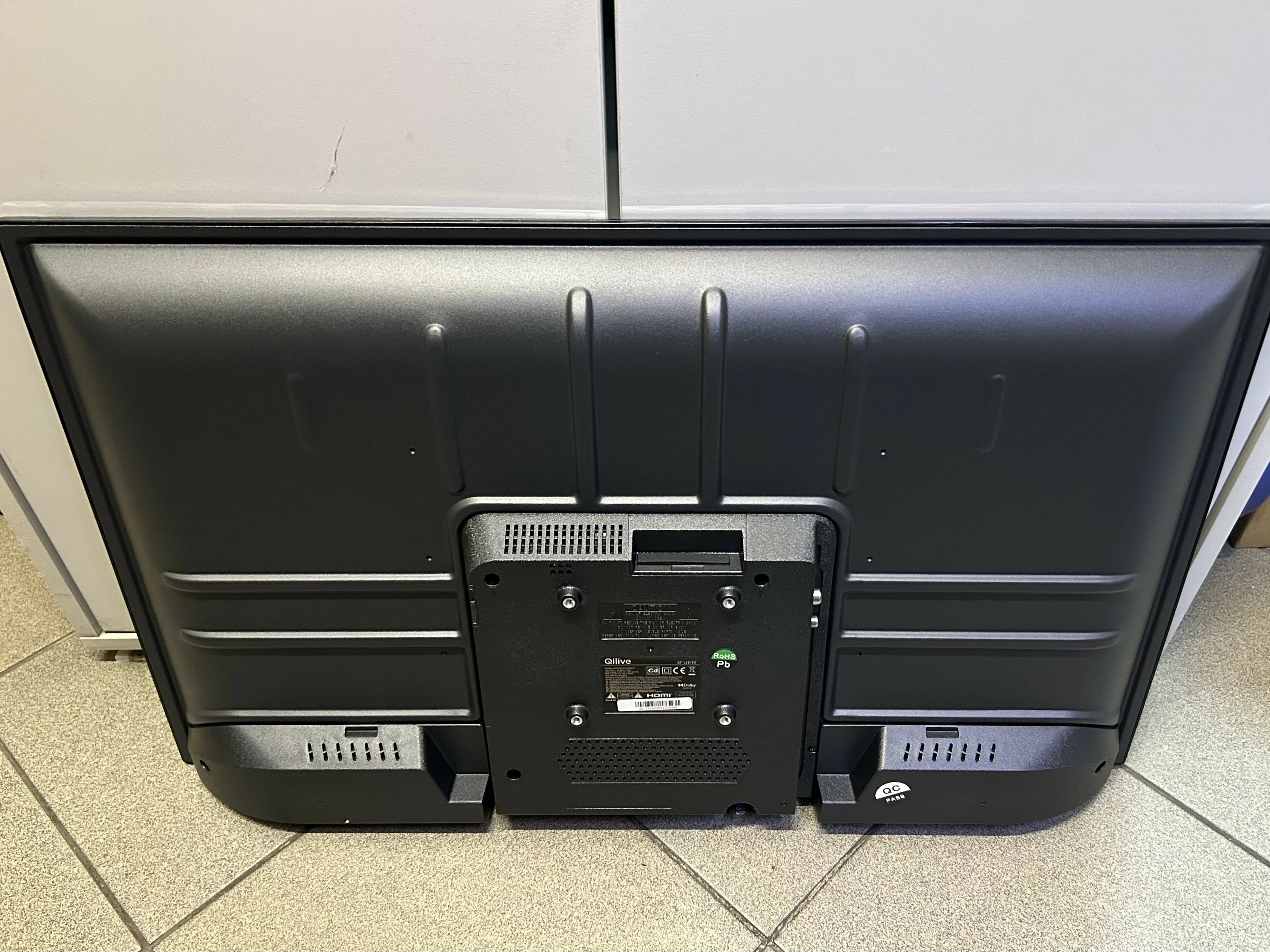 nowy-telewizor-smart-tv-qilive-q32hs231-32-wifi-hd-tv-stan-igla-ean-gtin-3665257252878