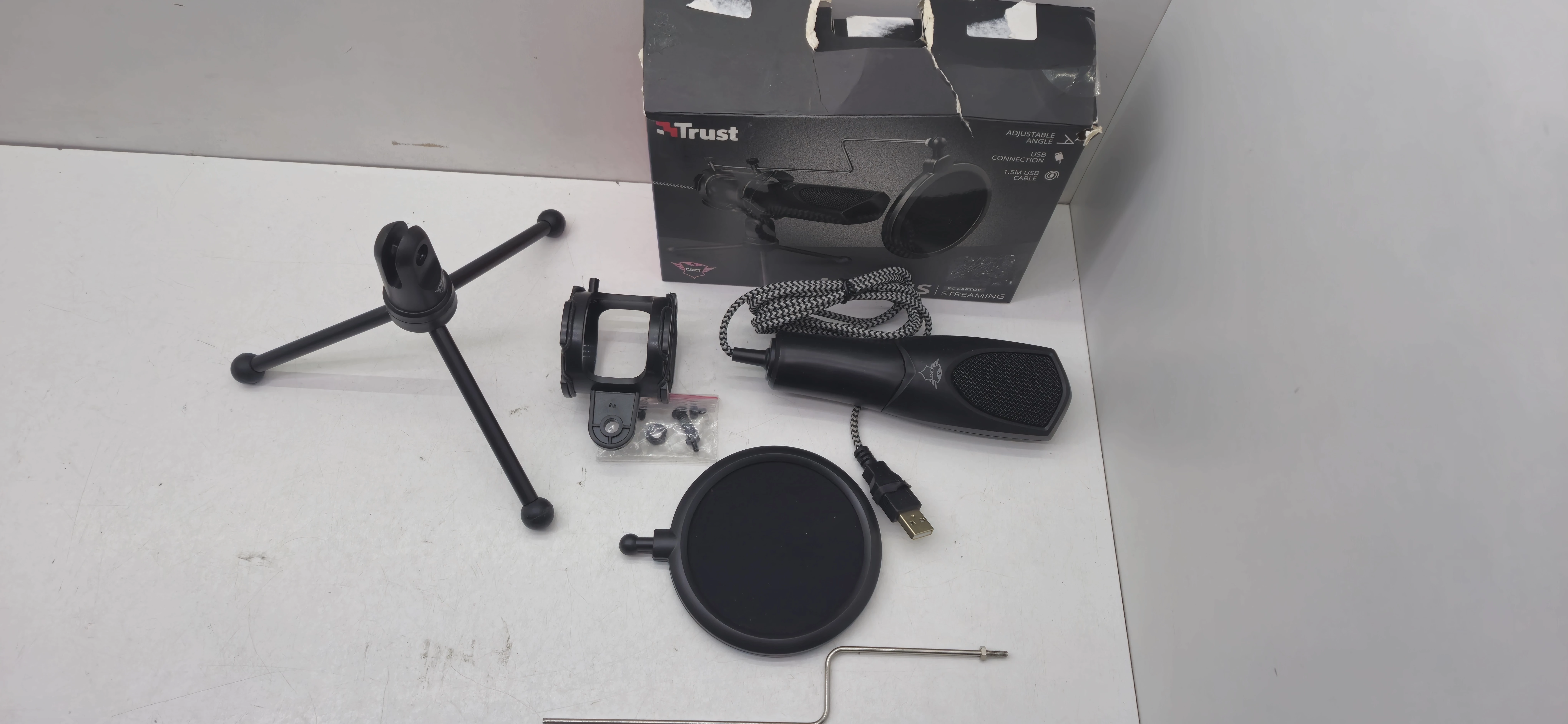 mikrofon-trust-mantis-gtx232-komplet-ean-gtin-8713439226560