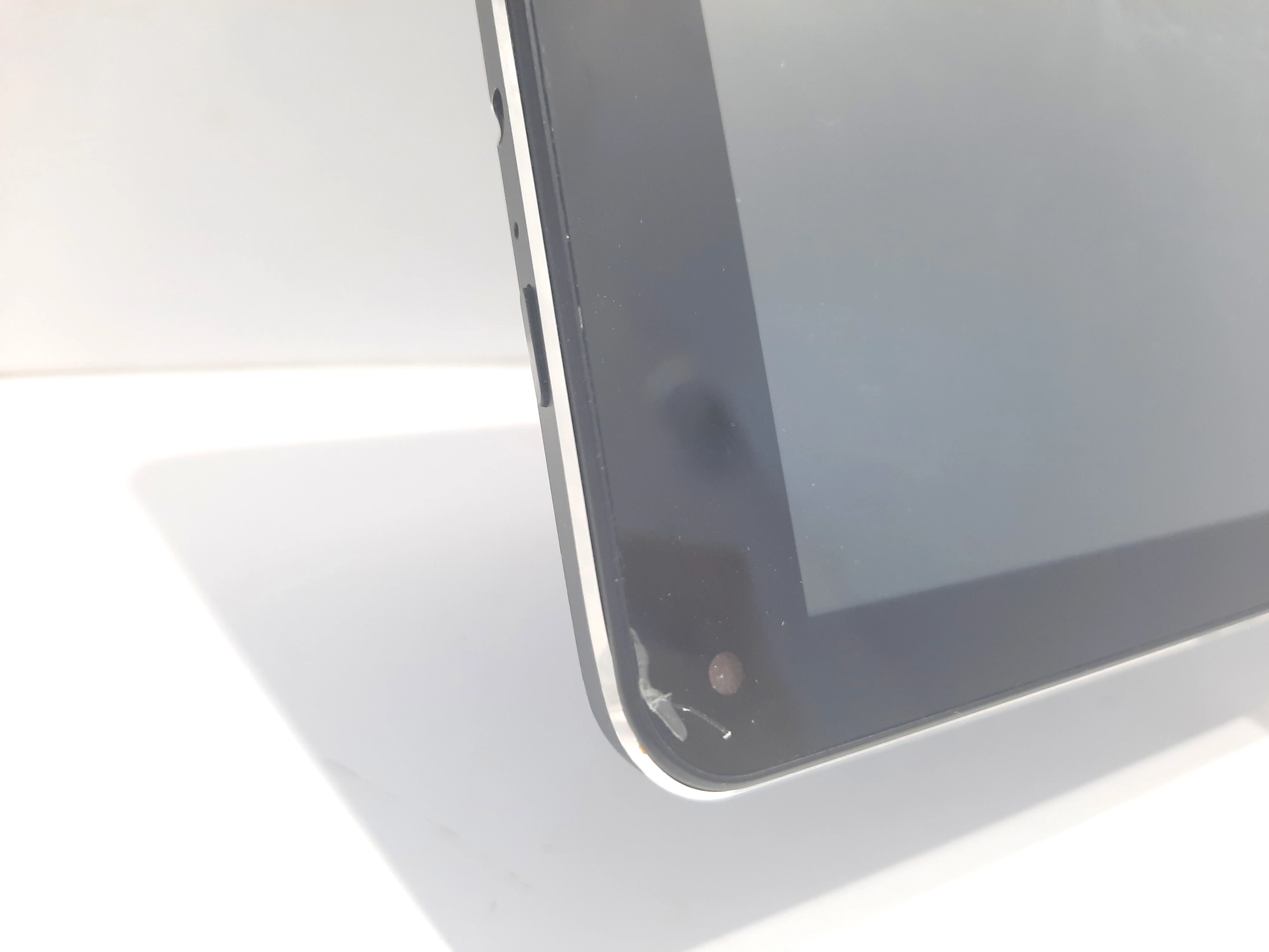 tablet-overmax-qualcore-1010-stan-11323-2