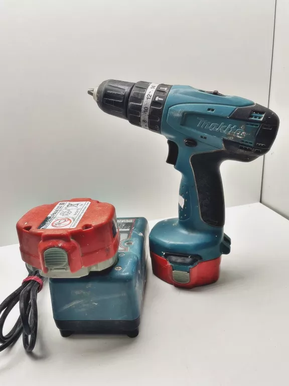 WKRETARKA MAKITA 8281D + ŁADOWARKA