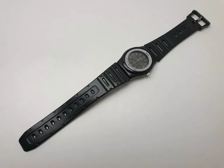 ZEGAREK Q&Q QUARTZ 5BAR CZARNY