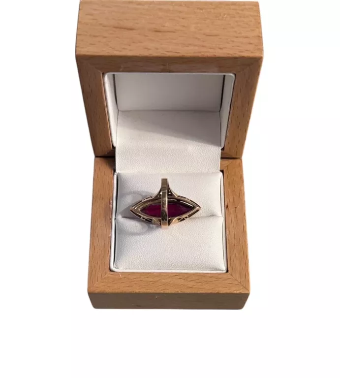 zloty-pierscionek-material-15835-2