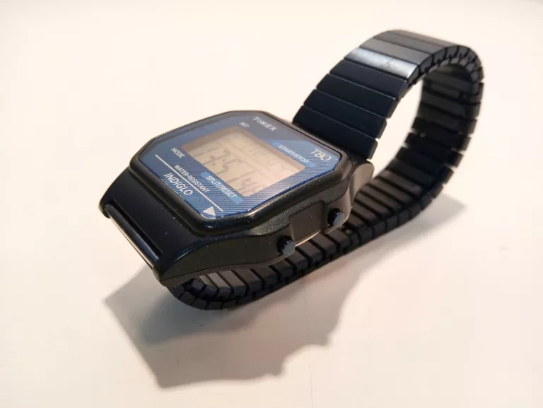 zegarek-timex-t80-tw2u93800-gwarancja-material-paska-129219-10