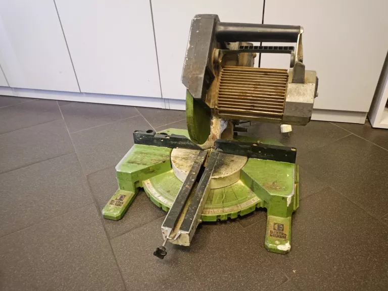 PILARKA UKOSOWA UKOŚNICA ELEKTRA BECKUM KGS300