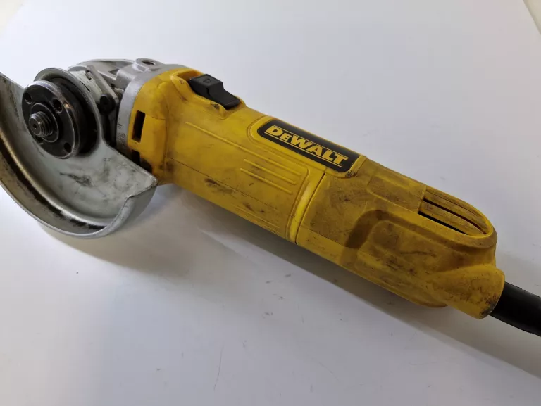 SZLIFIERKA DEWALT DWE4157 900W 125MM M14