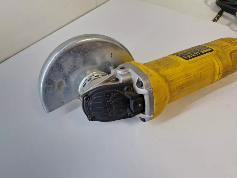 SZLIFIERKA DEWALT DWE4157 900W 125MM M14