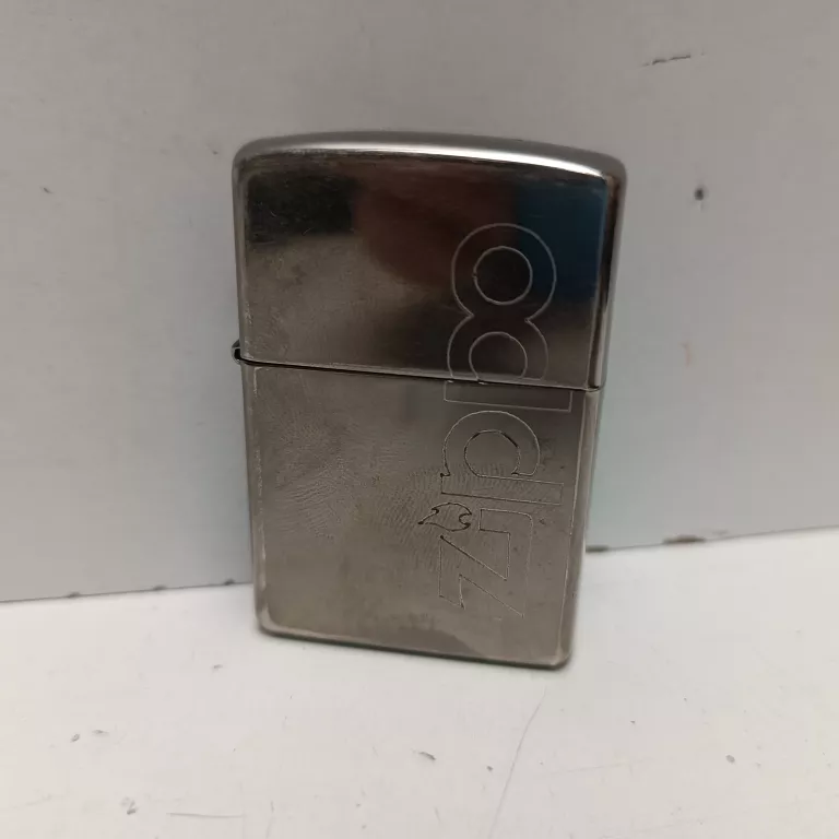 ZAPALNICZKA ZIPPO W PUDEŁKU