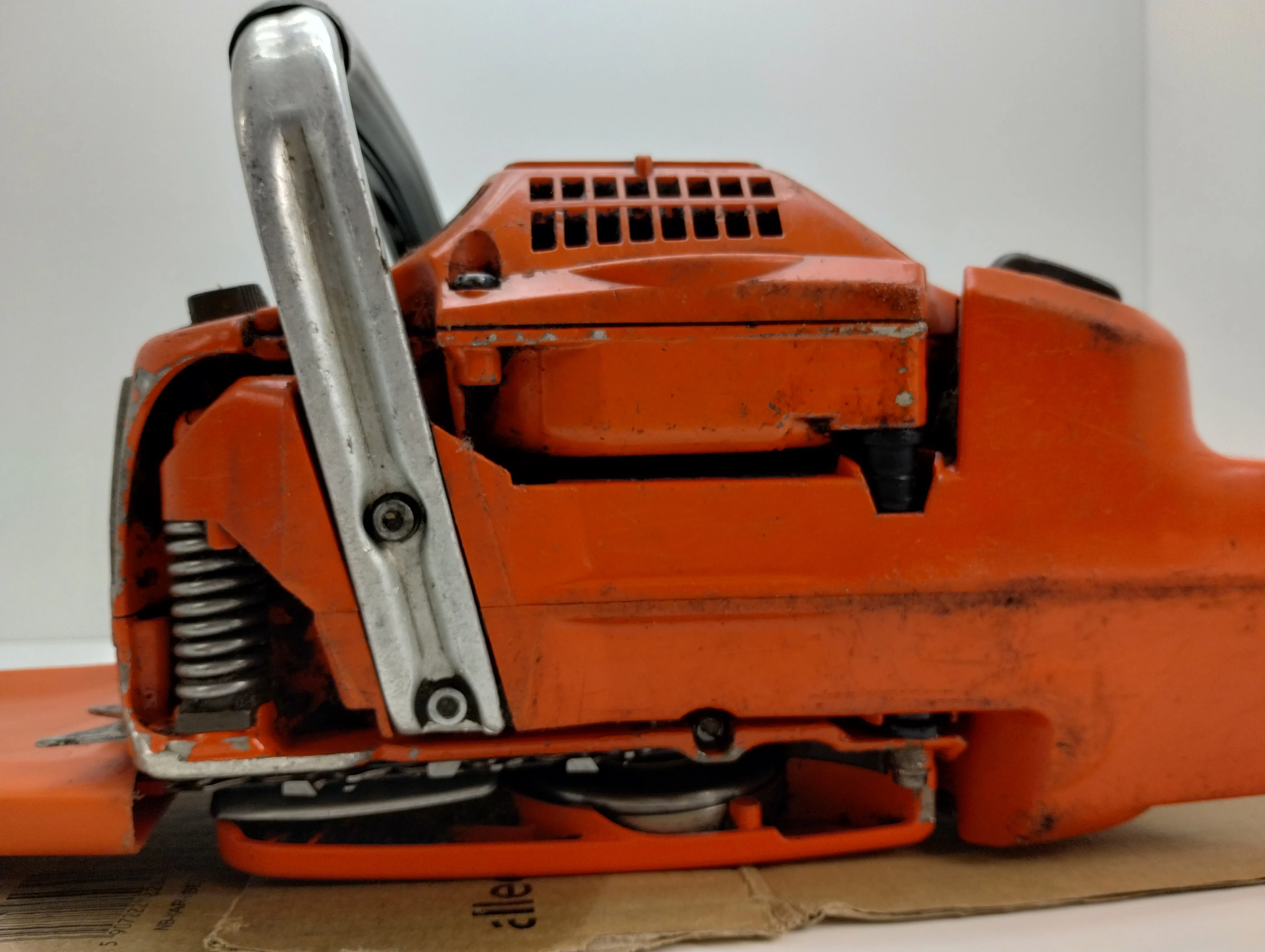 pila-spalinowa-husqvarna-353-ean-gtin-4713350806098