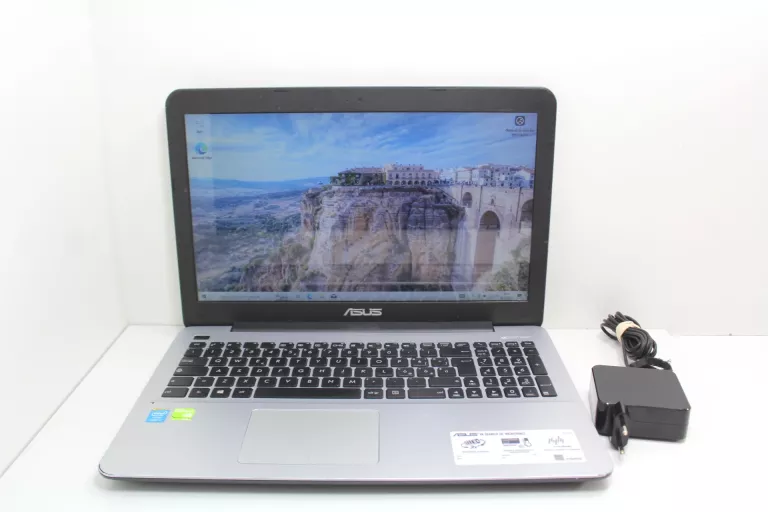 LAPTOP ASUS F555L I7 8GB/1TB + ZAS