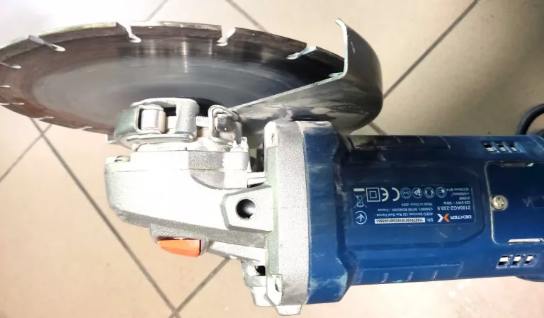 SZLIFIERKA KĄTOWA DEXTER 230 MM 2100W