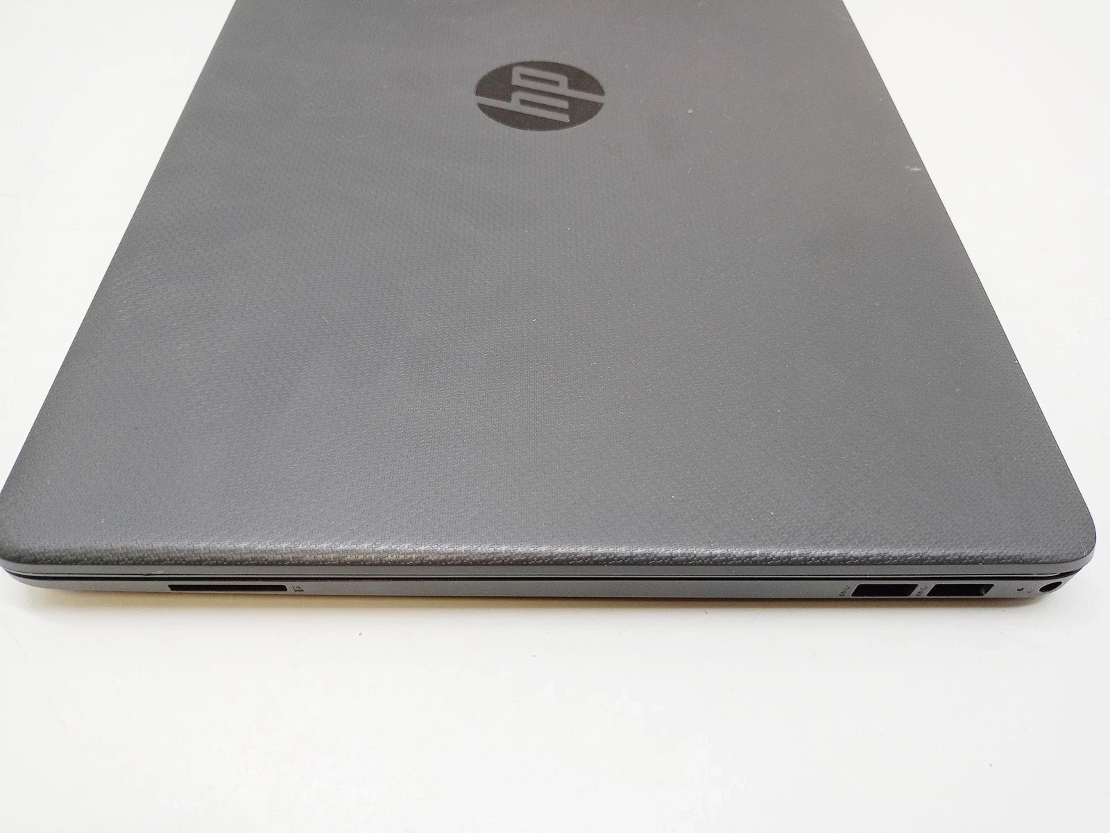 laptop-hp-255-g8-8gb-ram256gb-rozdzielczosc-px-4474-211457