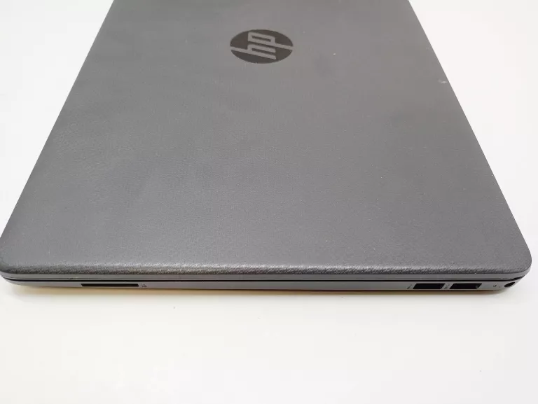 laptop-hp-255-g8-8gb-ram256gb-rozdzielczosc-px-4474-211457