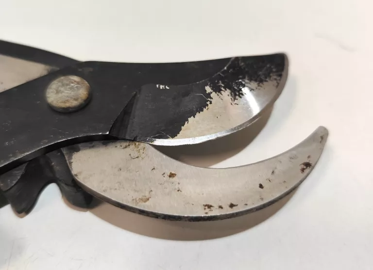 SEKATOR FISKARS L72