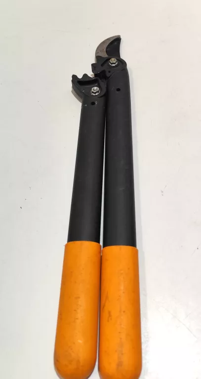 SEKATOR FISKARS L72