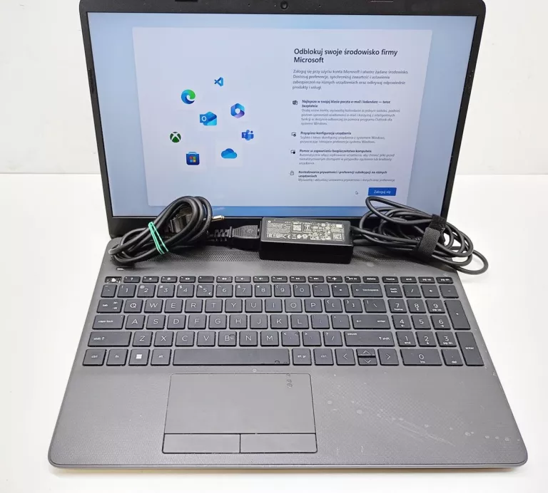 laptop-hp-255-g8-8gb-ram256gb-nadbystrzycka-20-sj-lublin