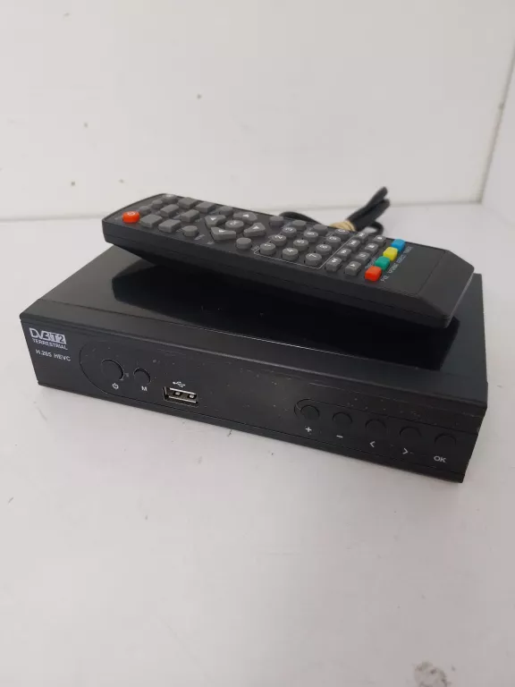 DEKODER  DVB-T2 TERRESTRIAL H.265 HEVC