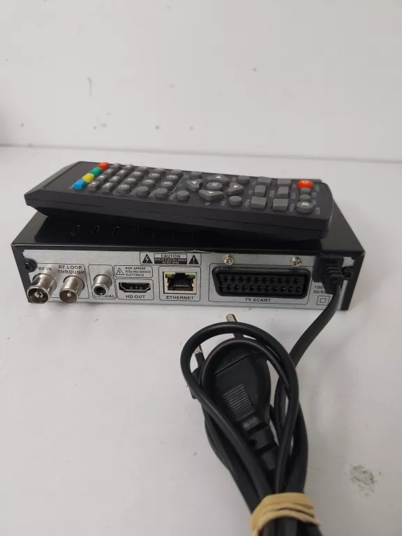 DEKODER  DVB-T2 TERRESTRIAL H.265 HEVC