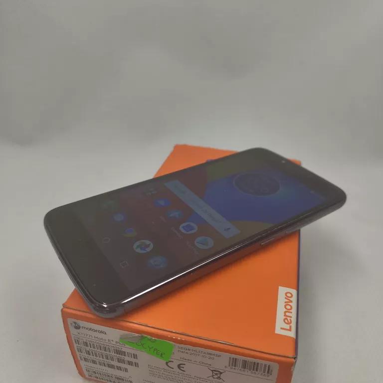 TELEFON MOTOROLA MOTO E4 PLUS ZESTAW
