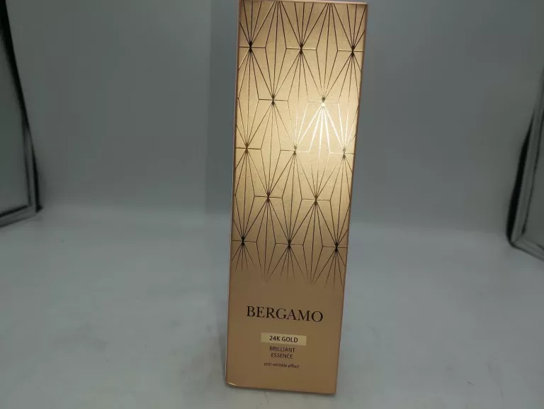 BERGAMO 24K GOLD BRILLIANT ESSENCE ROZŚWIETLAJĄCA ESENCJA DO TWARZY 110ML