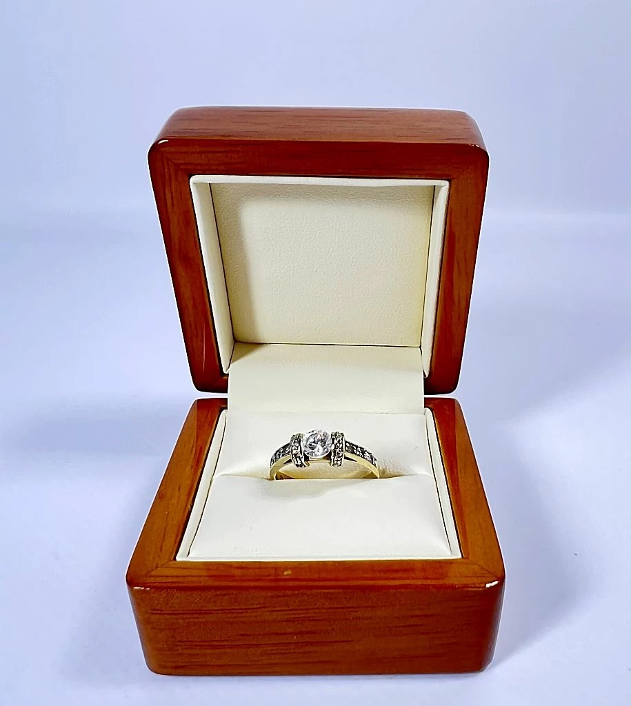 zloty-pierscionek-333-259g-jurowiecka-11-bialystok