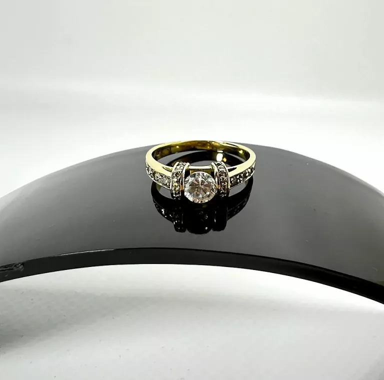 zloty-pierscionek-333-259g-stan-11323-2