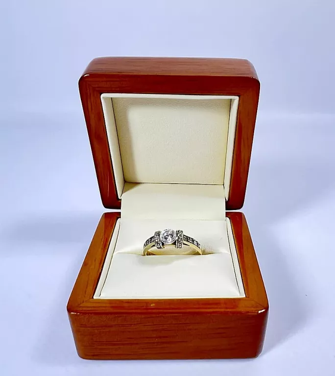 zloty-pierscionek-333-259g-jurowiecka-11-bialystok