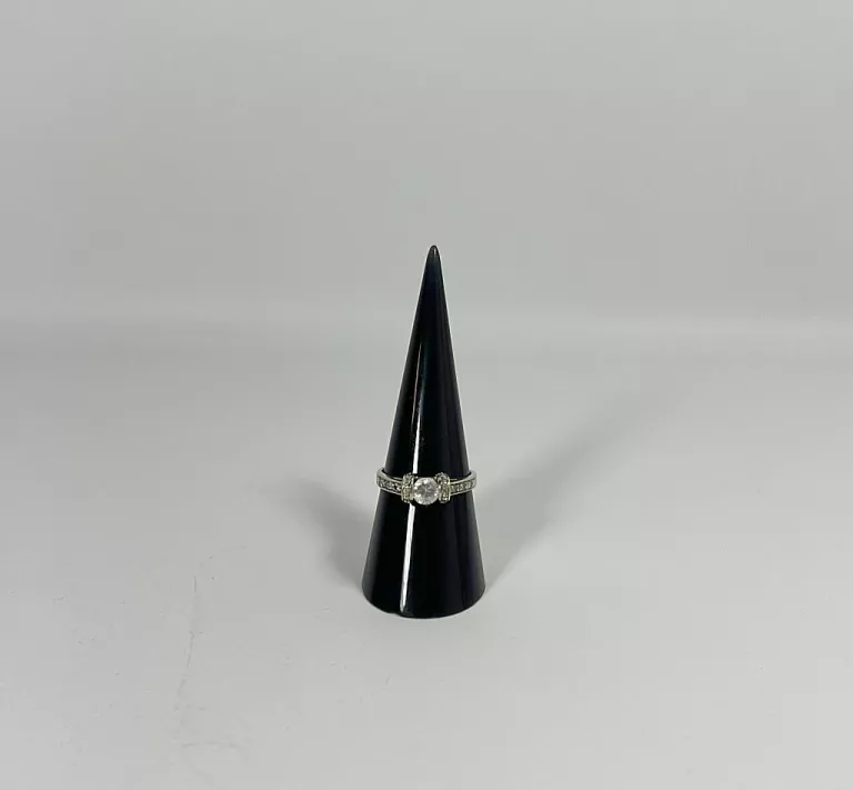 zloty-pierscionek-333-259g-rodzaj-2205-2