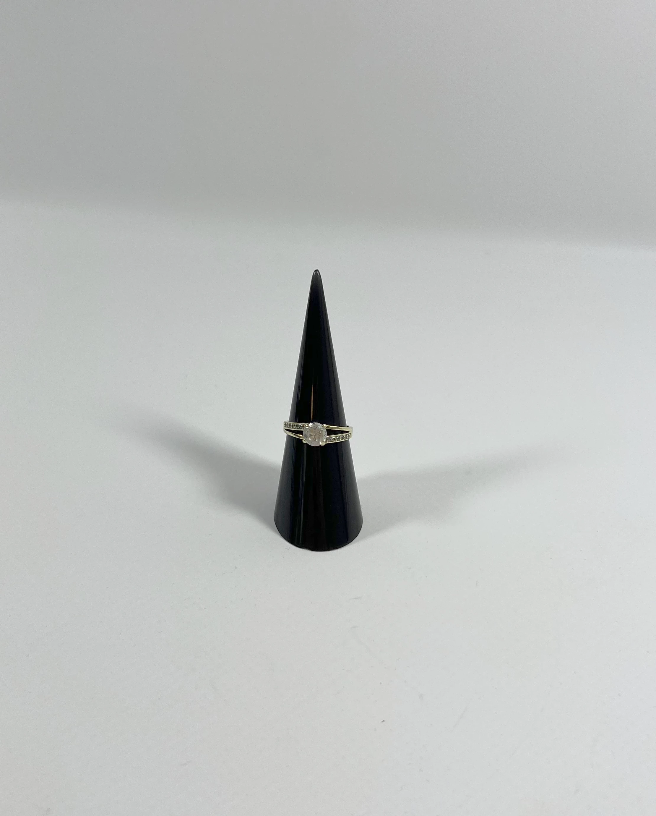 zloty-pierscionek-333-19g-11r-marka-248811-958954