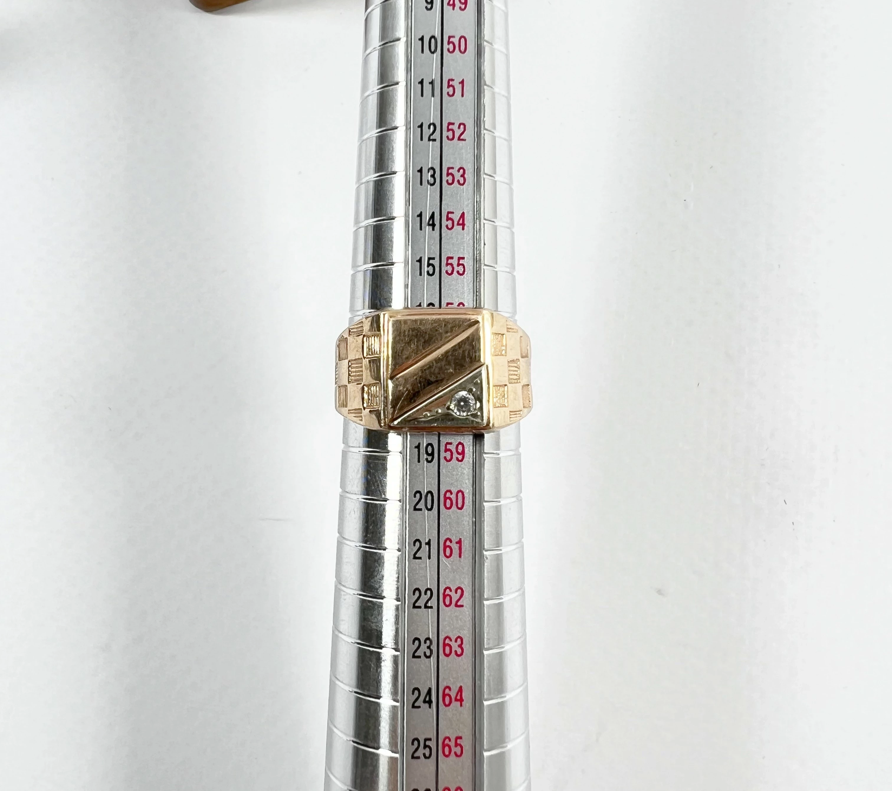 zloty-sygnet-14k-585-466g-r17-rozmiarsrednica-wew-mm-372-17