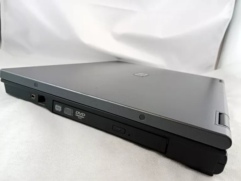 KOMPUTER PRZENOŚNY HP COMPAQ NX6310 WINXP 504MB RAM 60GB HDD INTEL CELERON
