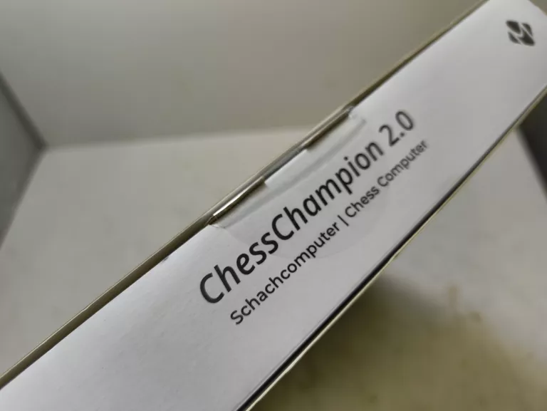 SZACHY ELEKTRONICZNE CHESSCHAMPION 2.0