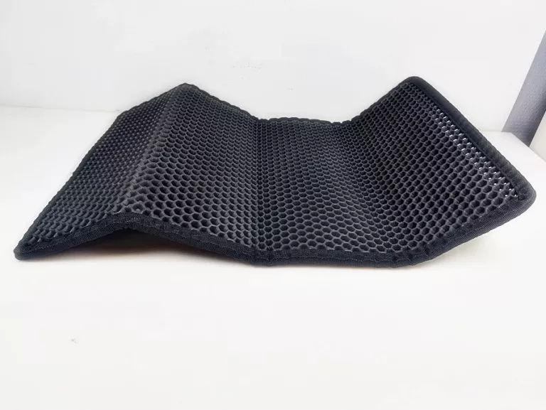 MATA POD KUWETE DLA KOTA  30 × 45 CM, PODWÓJNA