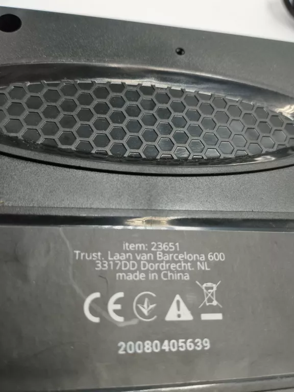 klawiatura-trust-laan-van-barcelona-600-interfejs-1247-1