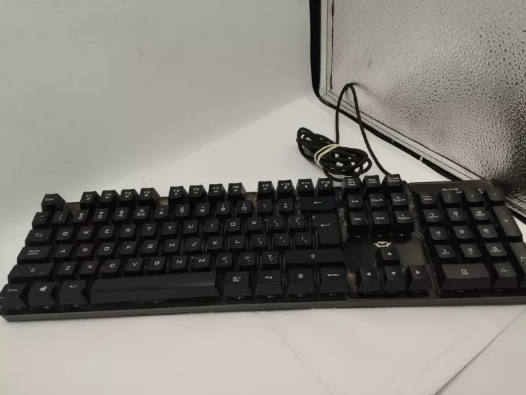 klawiatura-trust-laan-van-barcelona-600-boleslawa-chrobrego-8-pszczyna-milz-2