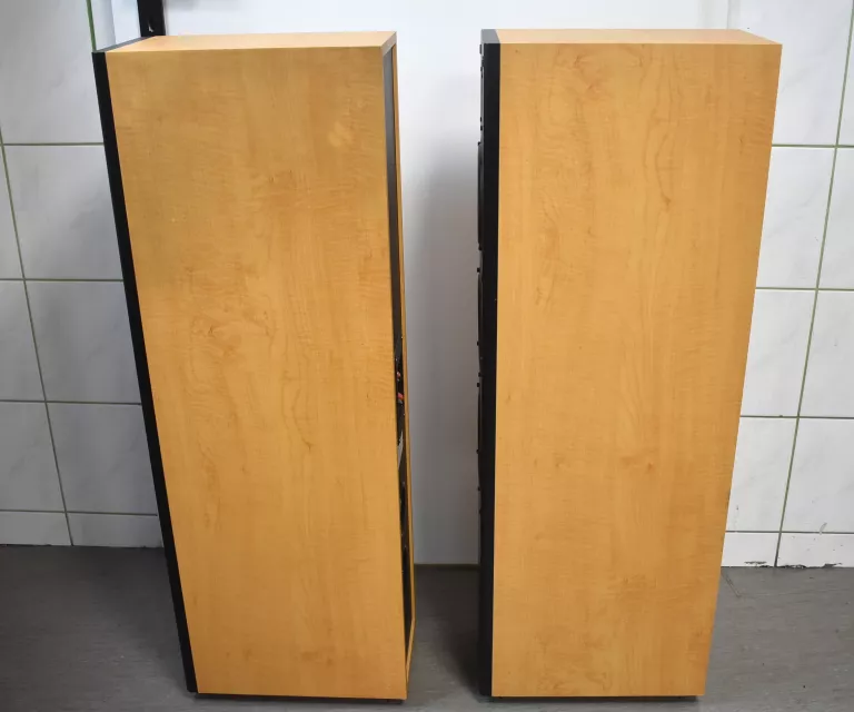 KOLUMNY KODA NT306F