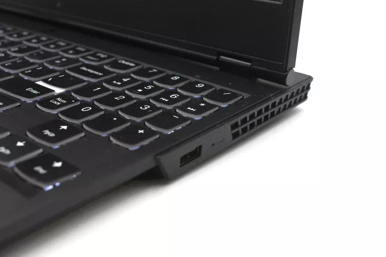 LAPTOP LENOVO LEGION Y530-15ICH I5-8300H/GTX1050TI/16GB RAM/500GB SSD