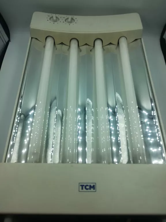 LAMPA OPALAJĄCA DO TWARZY TCM 01161 75 W 4 LAMPY