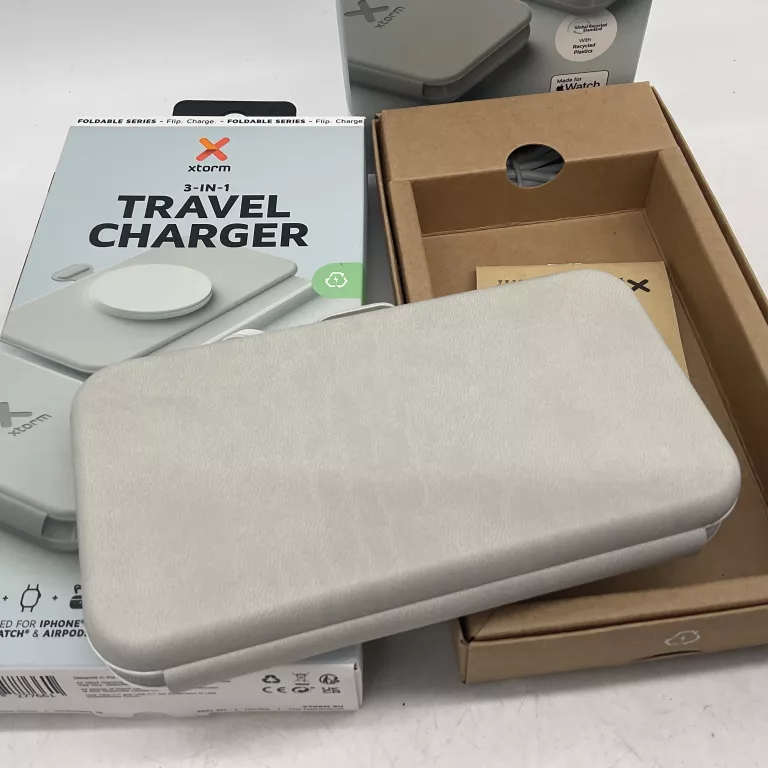 xstorm-3-in-1-travel-charger-ladowarka-indukcyjna-do-apple-stan-11323-2