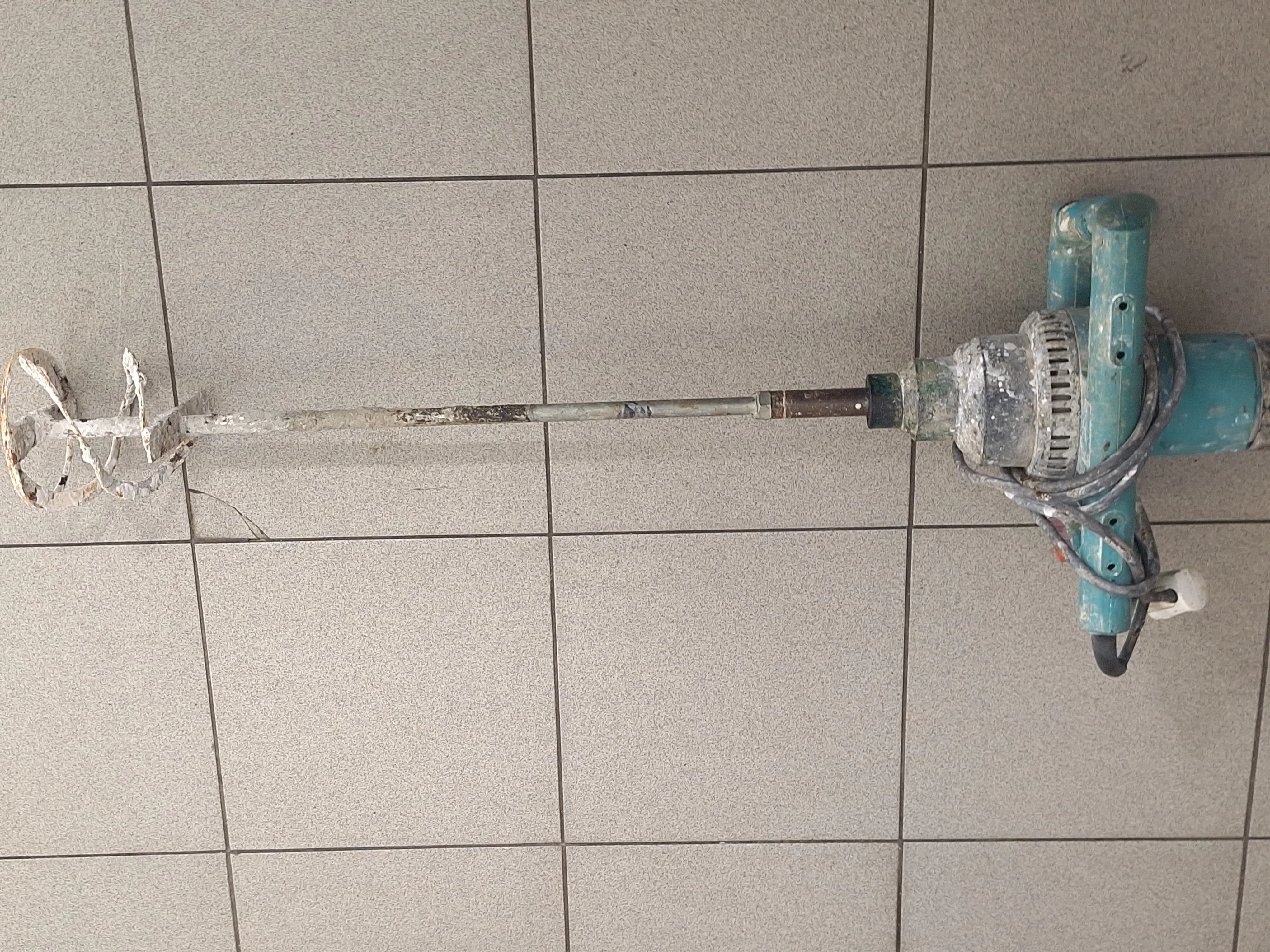 mieszadlo-do-betonu-collomix-maksymalna-srednica-mieszadla-120