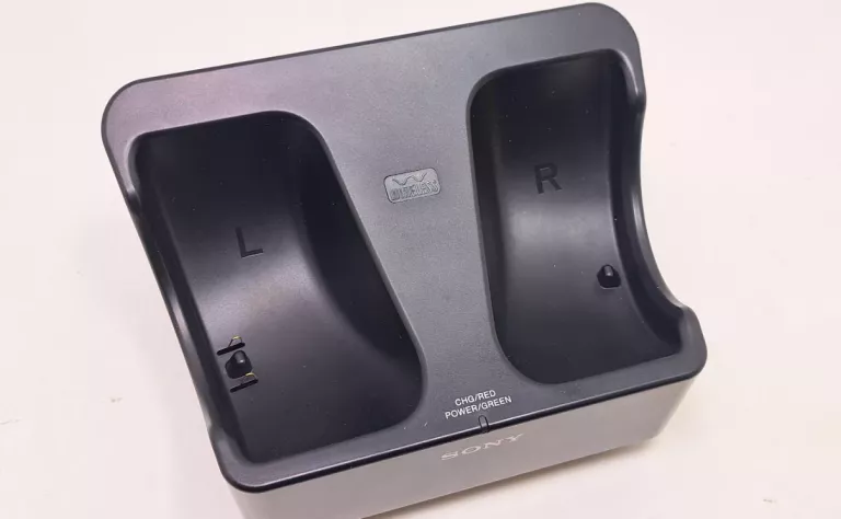 SŁUCHAWKI BEZPRZEWODOWE NAUSZNE SONY MDR-RF855RK